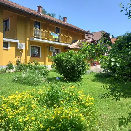 Soba Dujakovic 招待所 Banja Vrucica