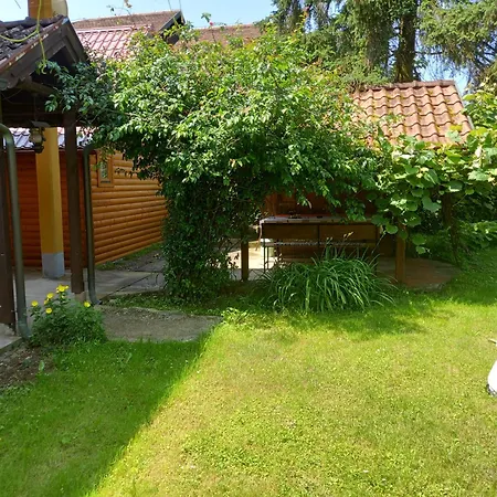 招待所 Soba Dujakovic *