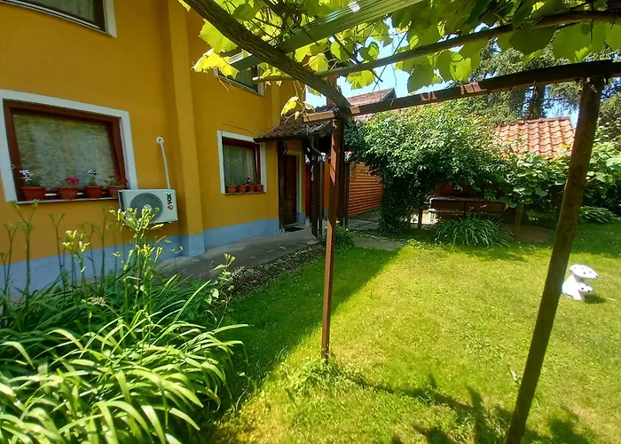 Soba Dujakovic Gostinjska kuća *